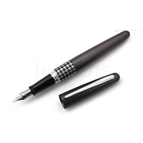 Namiki Metropolitan Fountain Pen, Retro Pop Gray, 1.0 mm Stub Nib (91414)