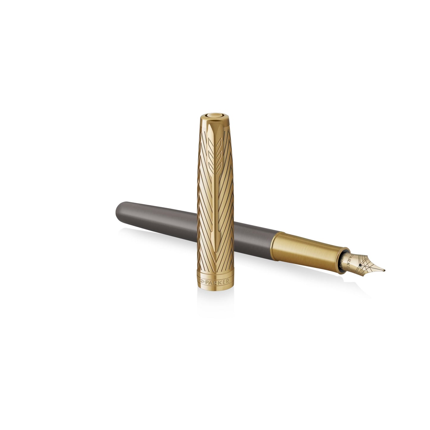 Parker Sonnet Premium Arrow GT Fountain Pen-18K M GB