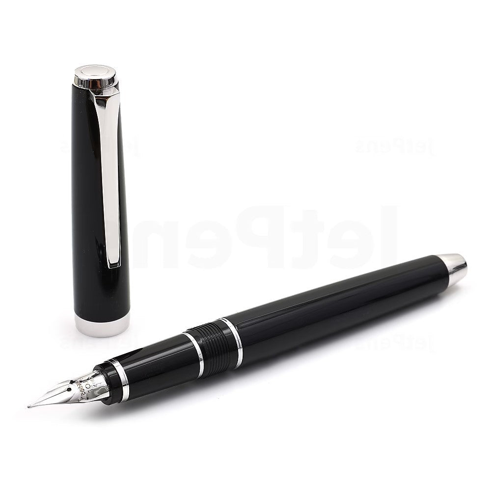 Namiki Falcon Lacquer Fountain Pen - Black, Extra-Fine Nib (60461)