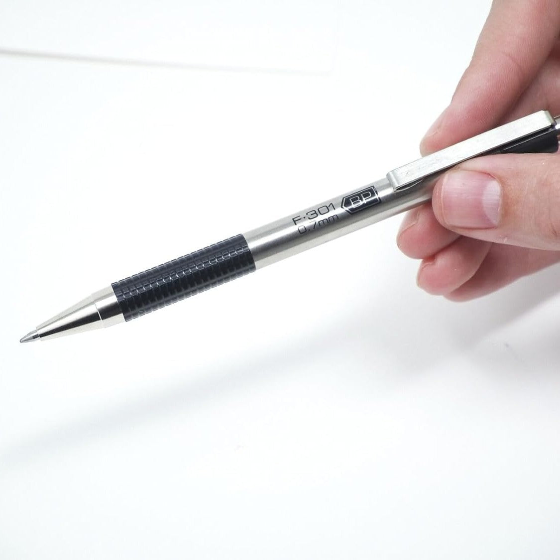 Zebra 49210 G-402 Retractable Gel 0.5mm Black