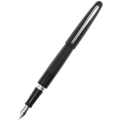 Namiki Metropolitan Fountain Pen, Black Barrel, Classic Design, Fine Nib, Black Ink (91111)