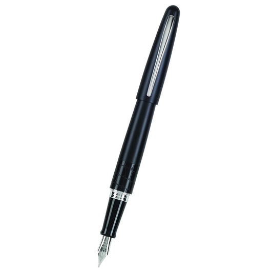 Namiki MR Animal Fountain Pen, Matte Black Barrel, Crocodile Accent, Medium Point Stainless Steel Nib (91135)